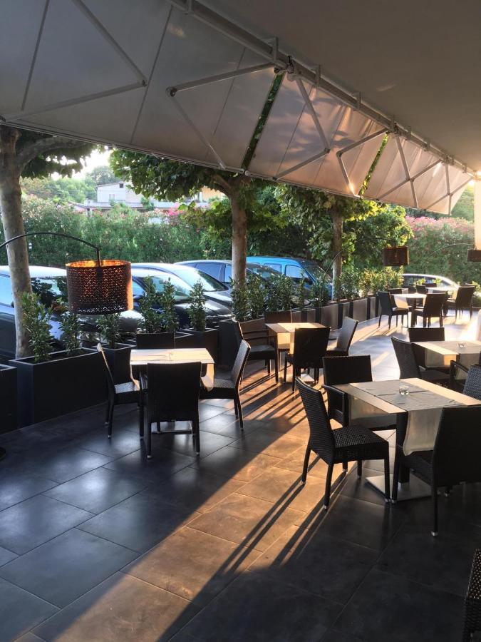 Hotel Solaris Casalbordino Esterno foto
