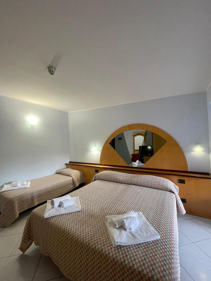 Hotel Solaris Casalbordino Esterno foto